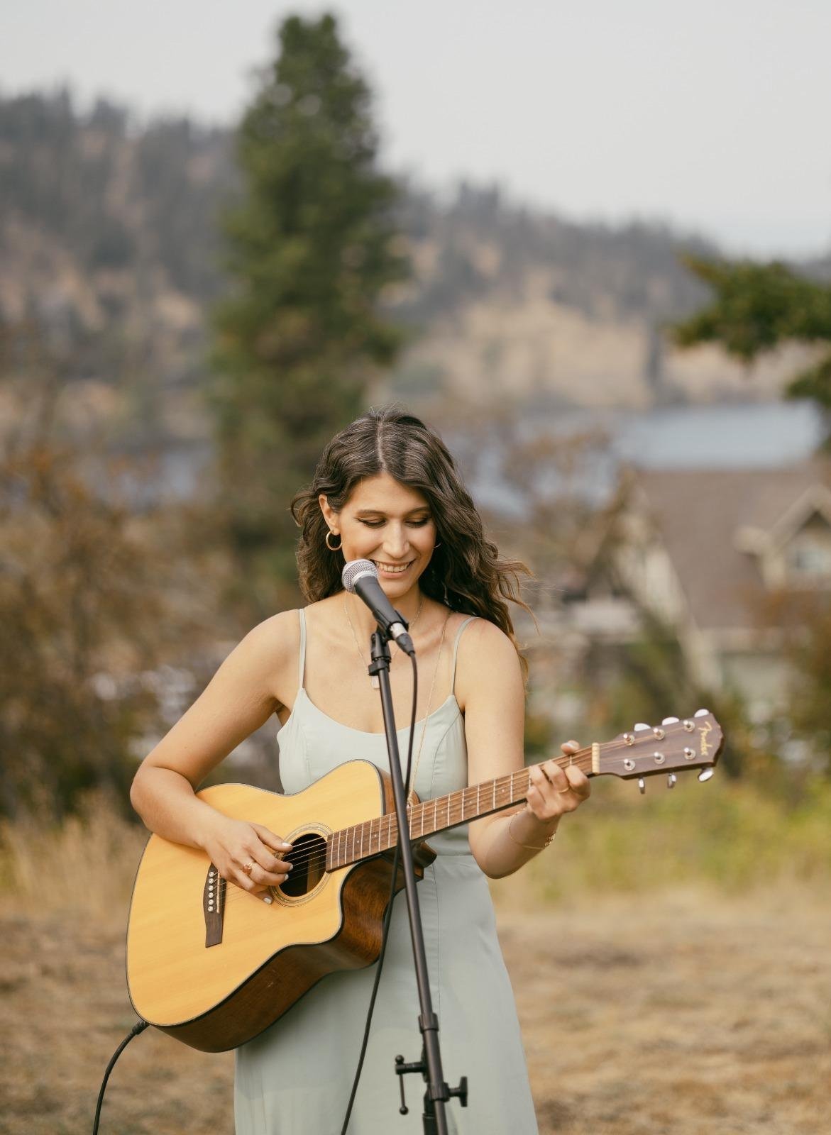 Guitar performance — Navaye Del video poster